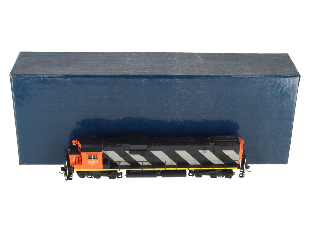 Van Hobbies HO BRASS CNR C-630 Diesel Locomotive -Painted/Box