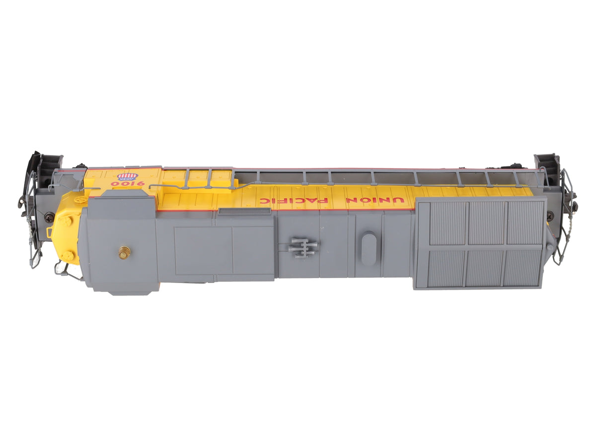 Lionel 6-18205 O Gauge Union Pacific Dash-8 40C Diesel Locomotive #9100 VG/Box