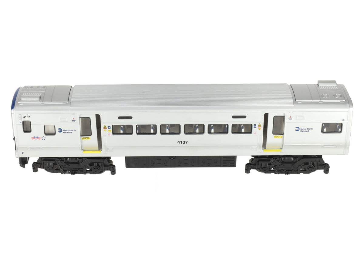 Lionel 6-82188 O Gauge Metro-North LionChief M7 Commuter Locomotive EX