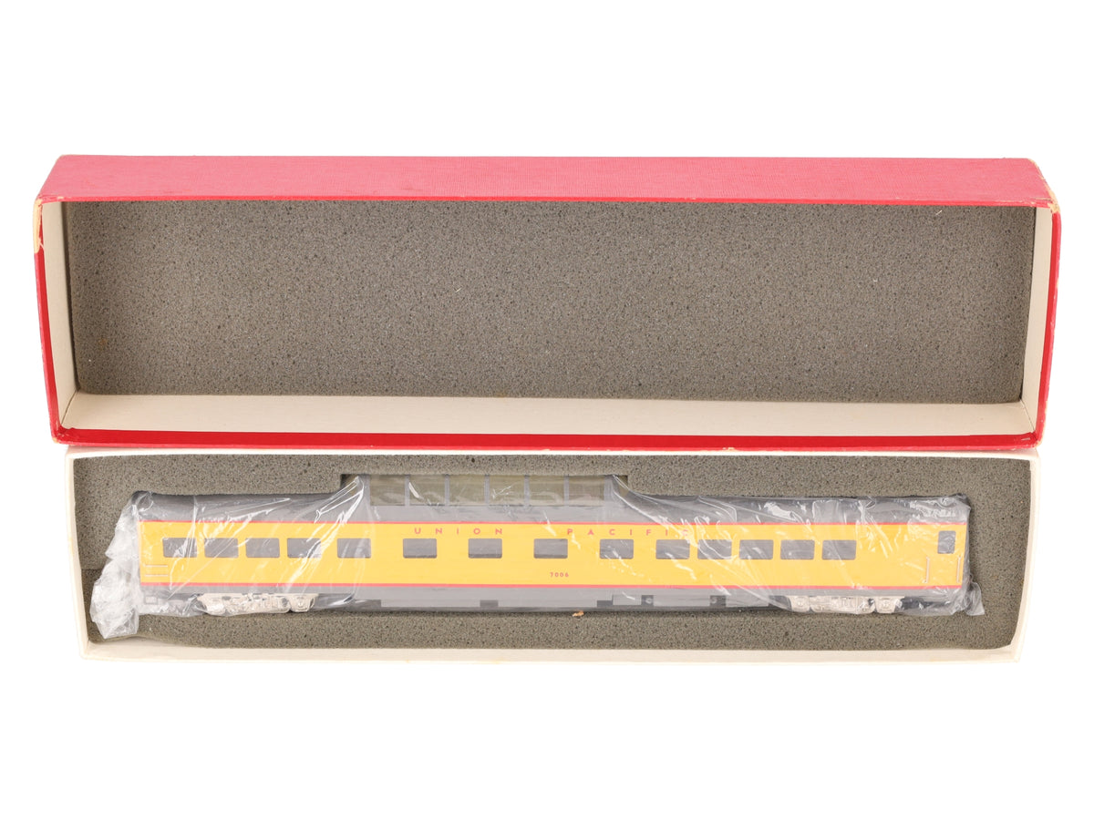 S. Soho & Co. 0466 HO BRASS Union Pacific Dome-Chair Coach Car #7000 - Painted/Box
