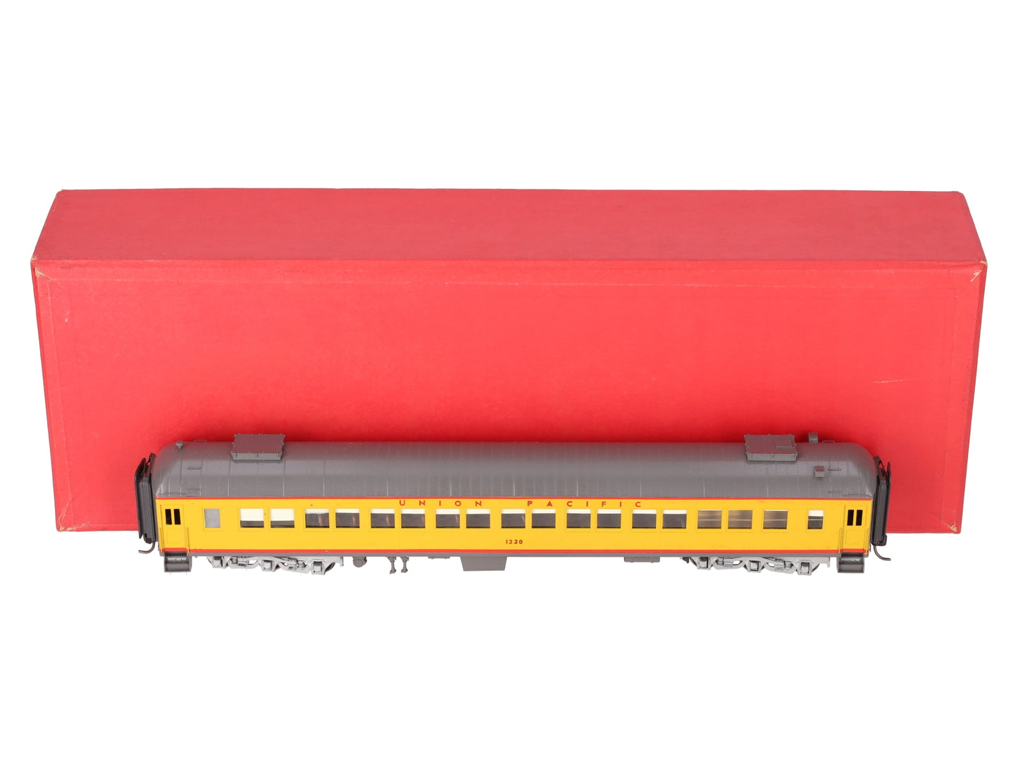 The Coach Yard HO Scale Union Pacific 79' Harriman-Chair Coach Car #1220 - Ptd/Box