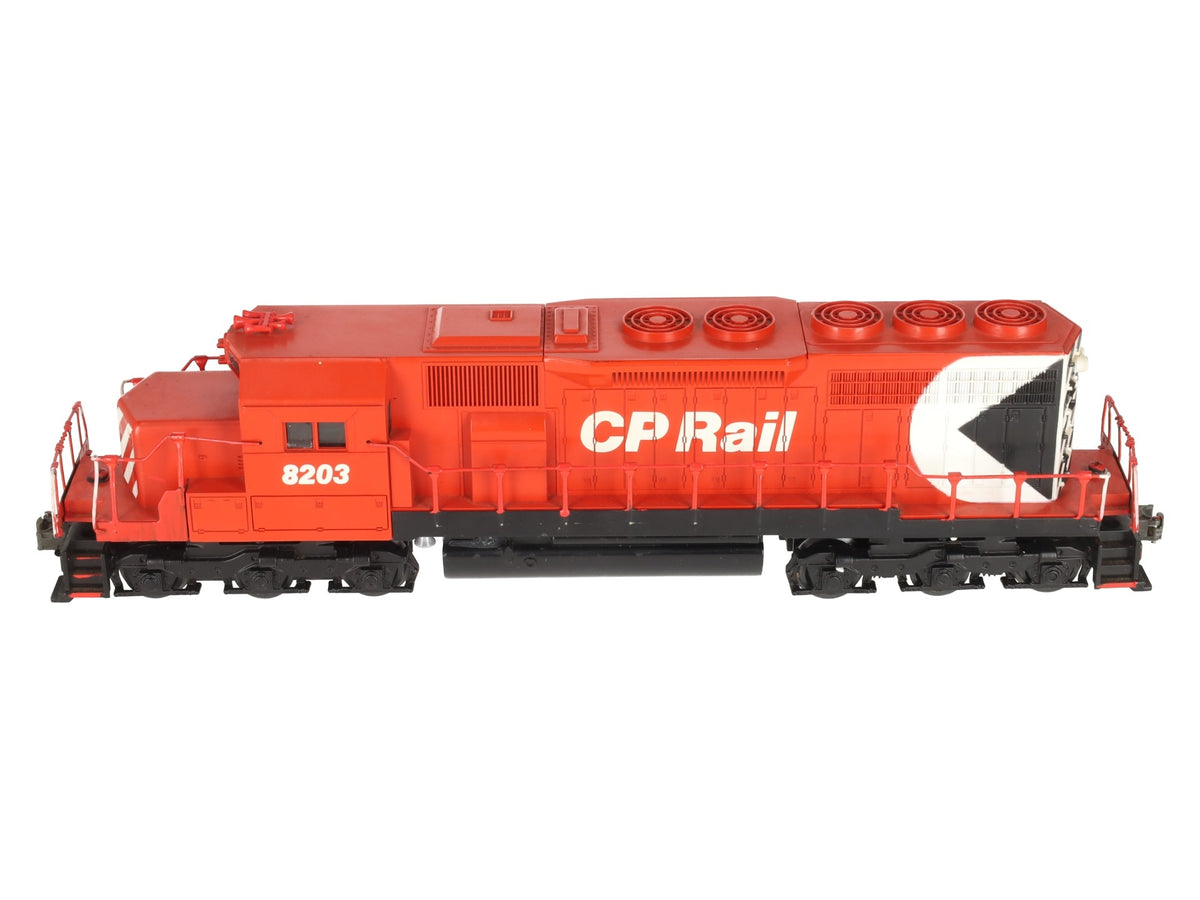 Lionel 6-18203 O CP Rail SD-40 Diesel Locomotive #8203 EX/Box