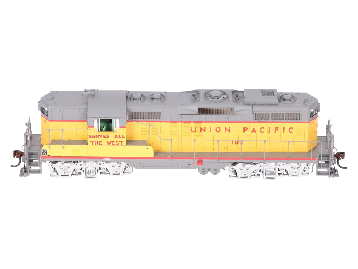 Athearn G62626 HO Union Pacific GP9 Diesel Locomotive with DCC & Sound #182