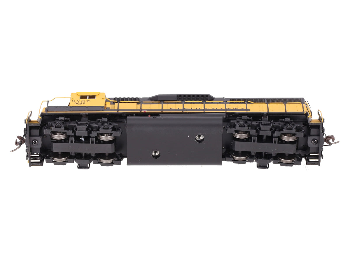 Atlas 10004023 HO Scale Susquehanna Silver Series GP40 Diesel Locomotive #3040
