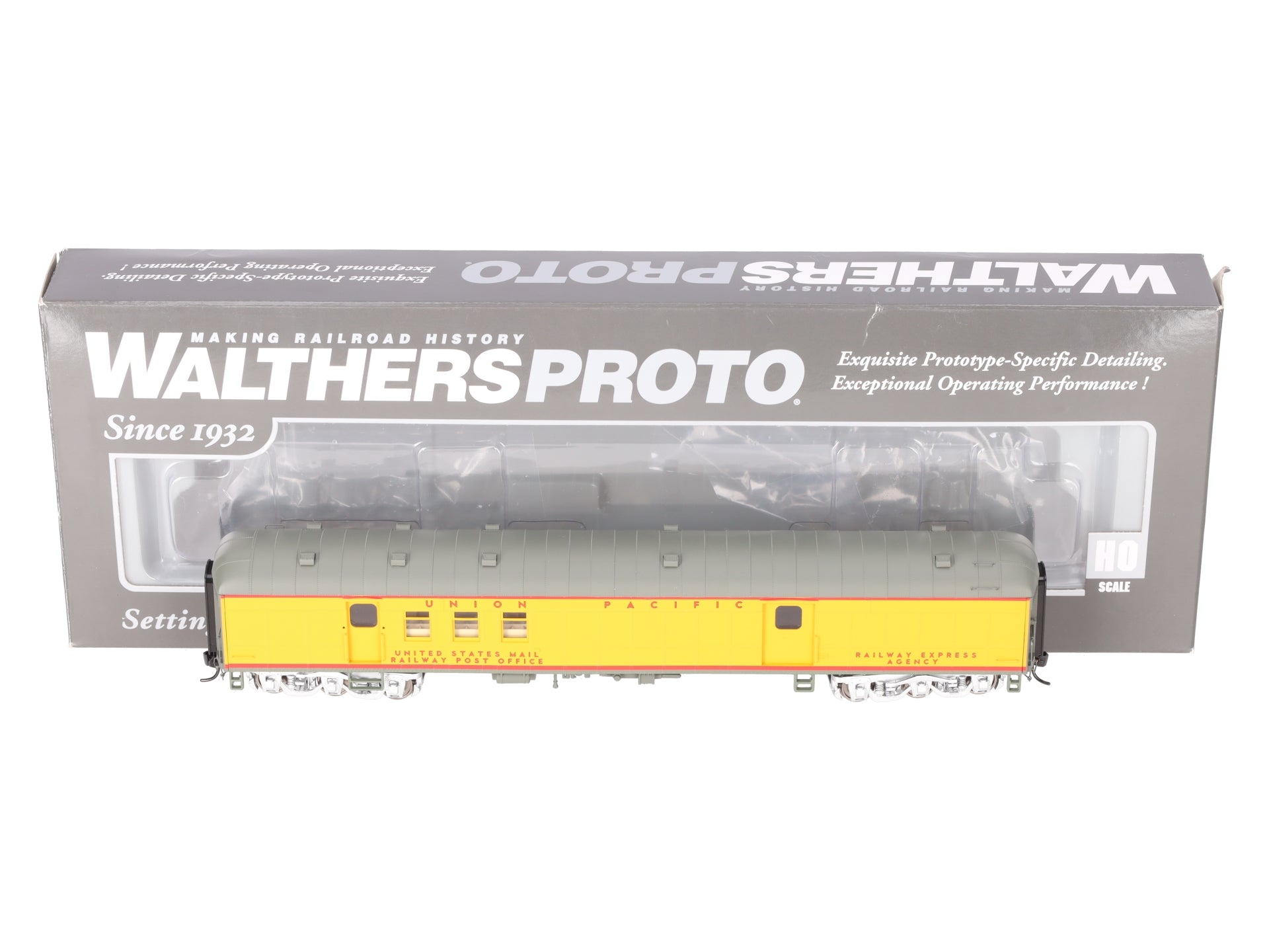 Walthers 920-17409 HO Scale UP 70' Heavyweight Railway Post Office Baggage Car NIB
