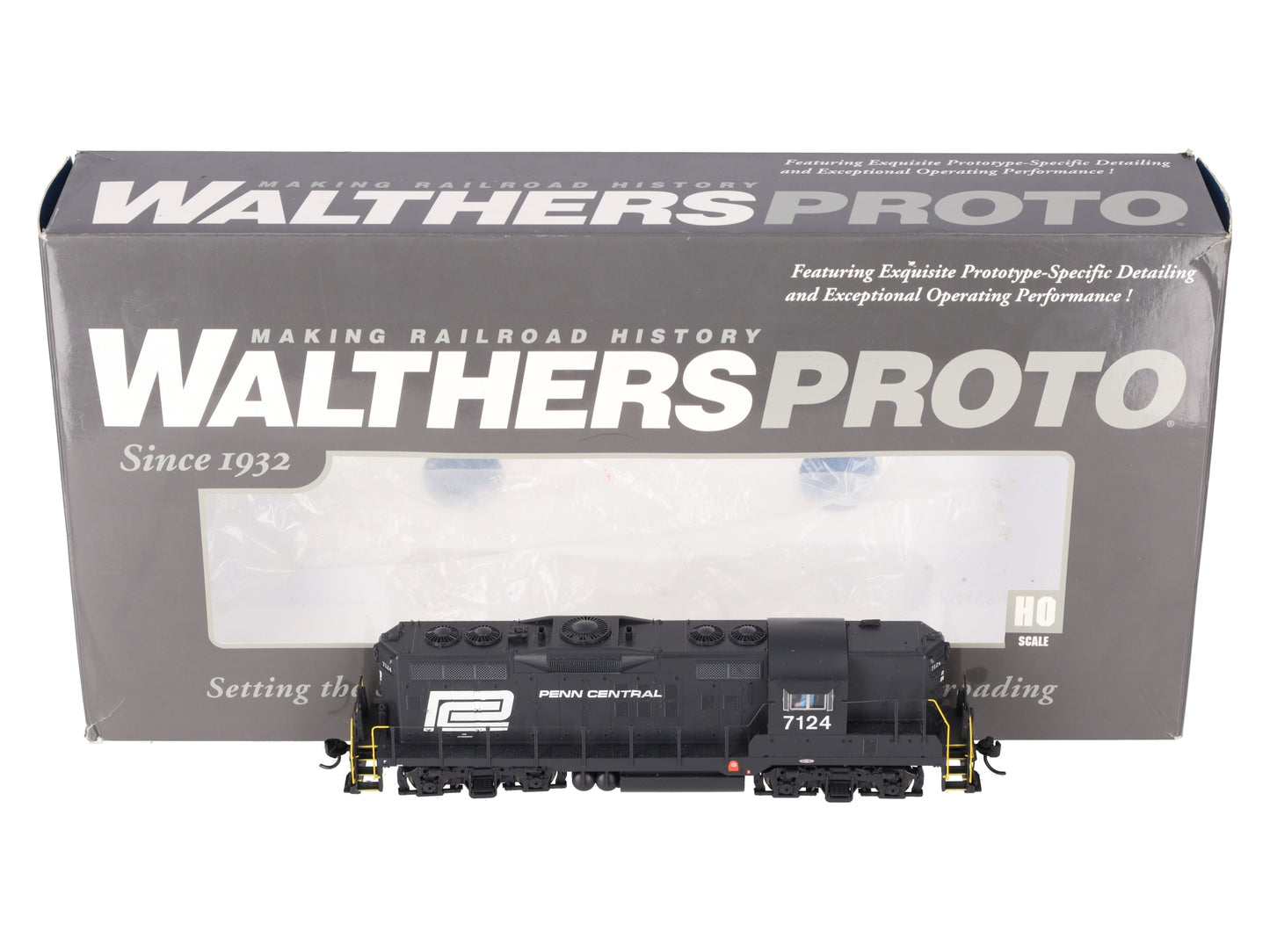 Walthers 905-42700 HO Proto 2000 PC Penn Central GP9 #7124 LN/Box