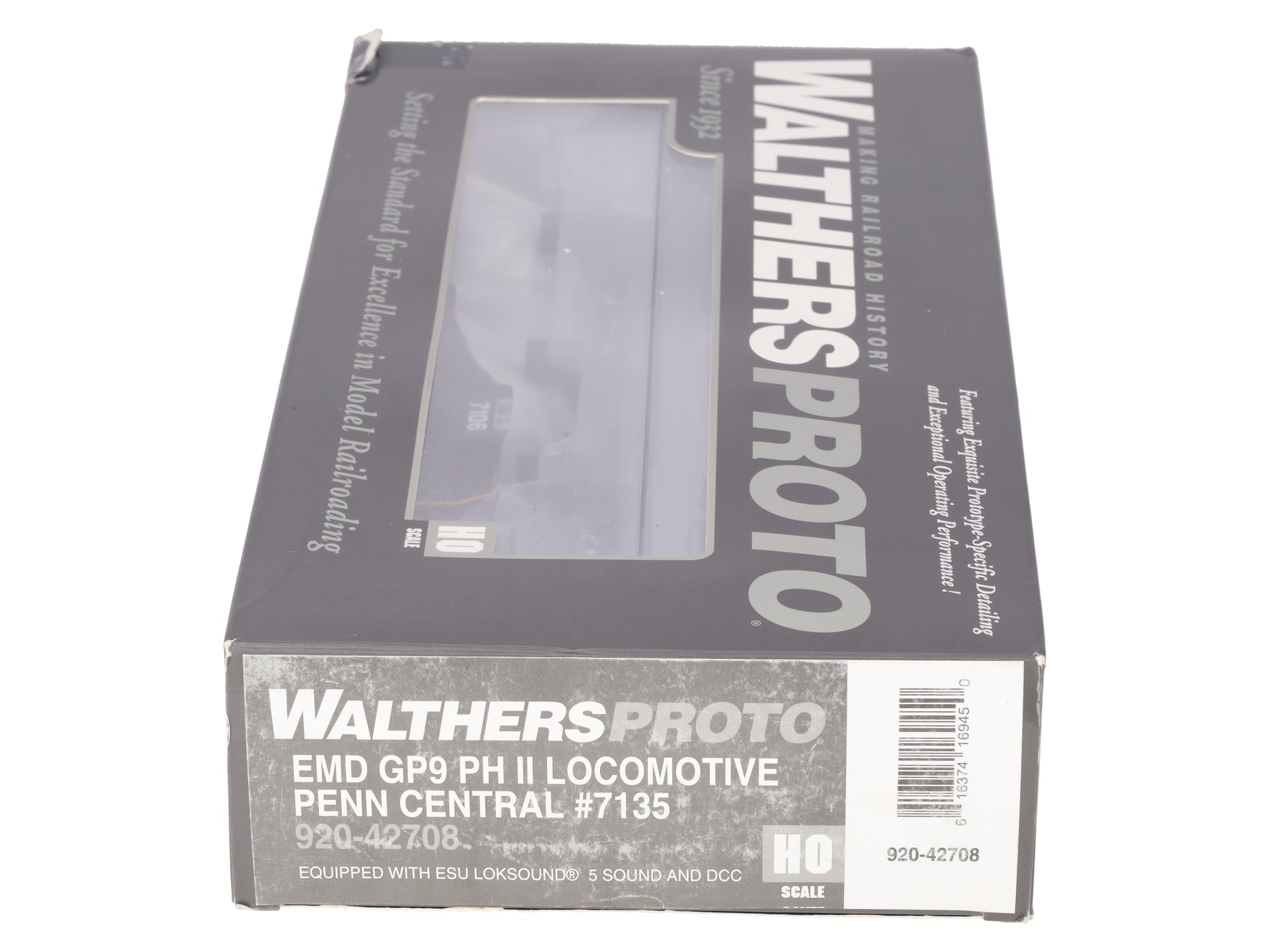Walthers 920-42708 HO Penn Central GP9 PHII Diesel Loco with Sound & DCC #7135 EX/Box