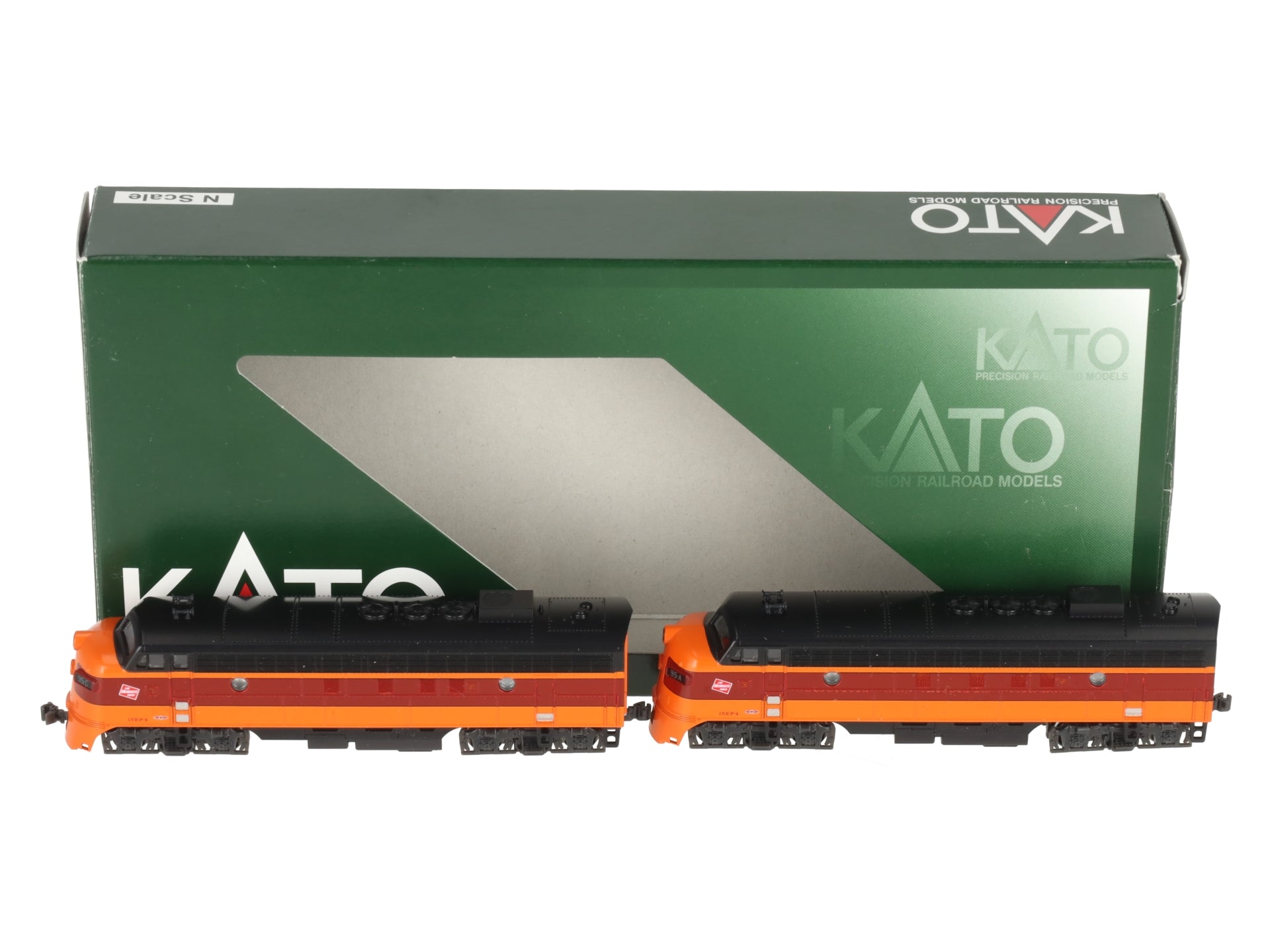 Kato 106-0430 N Milwaukee Road EMD FP7A & F7B Diesel Locomotive #95A/95B w/DCC LN/Box