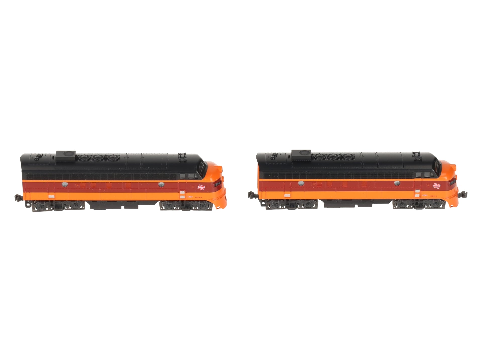 Kato 106-0430 N Milwaukee Road EMD FP7A & F7B Diesel Locomotive #95A/95B w/DCC LN/Box