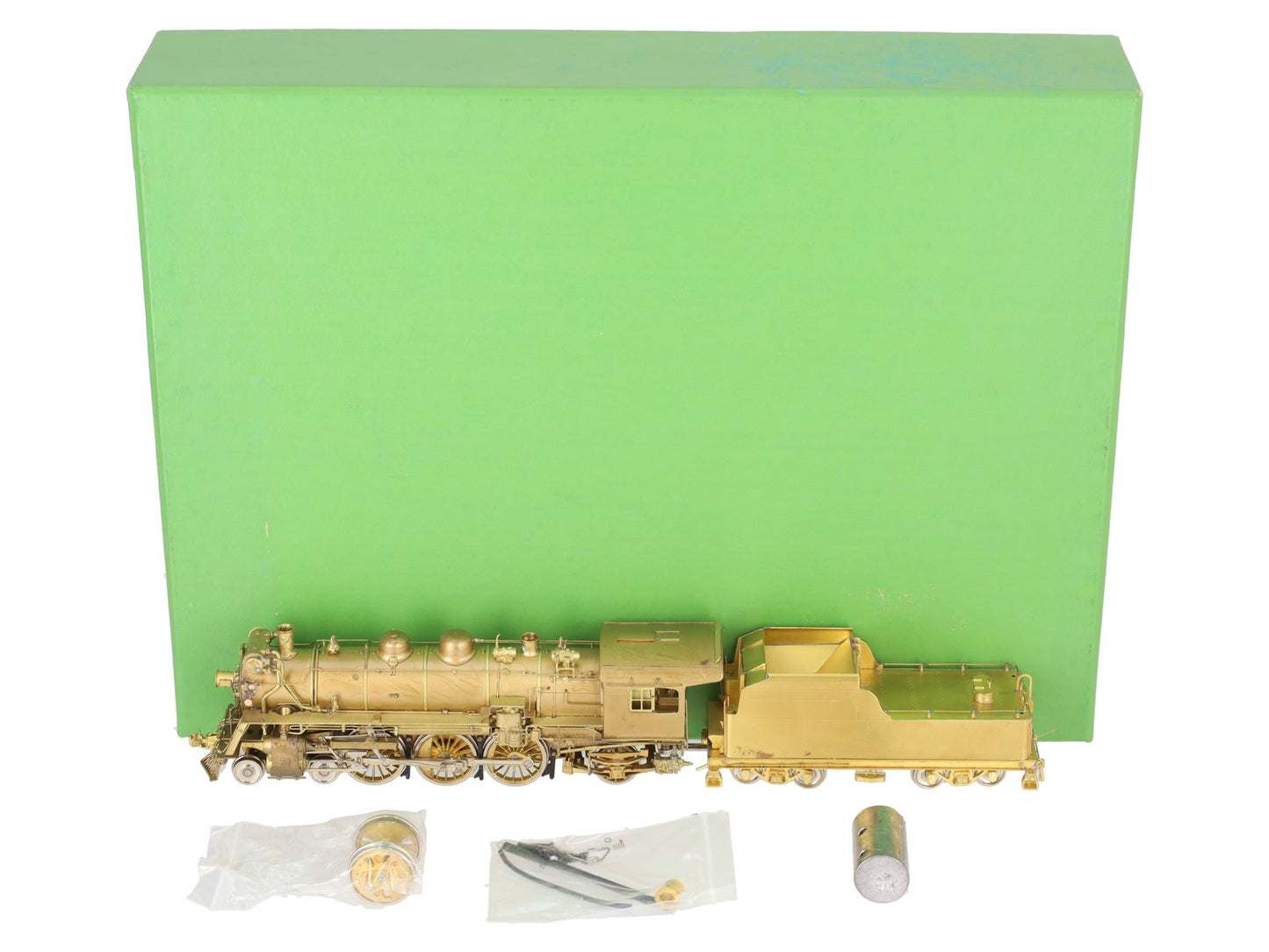 Overland 1556 HO BRASS B&M 'P-2-c' 4-6-2 Steam Locomotive & Tender- Unpainted EX/Box