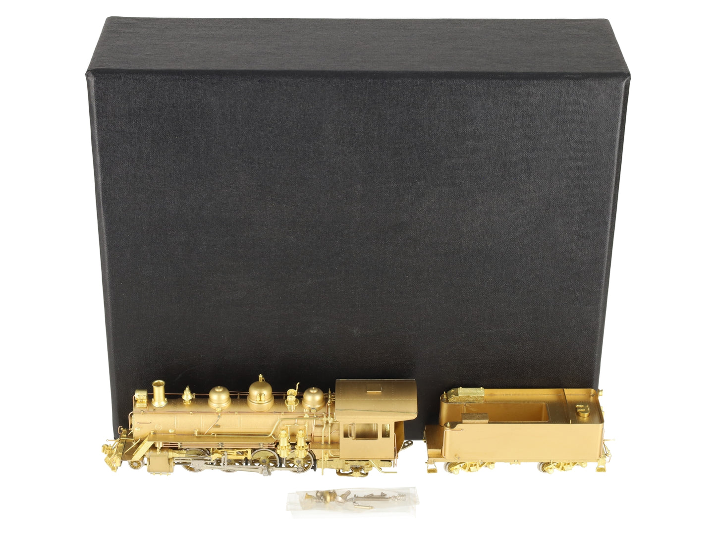 Hallmark Models 18 BRASS HOn3 East Broad Top 2-8-2 Steam Locomotive and Tender EX/Box