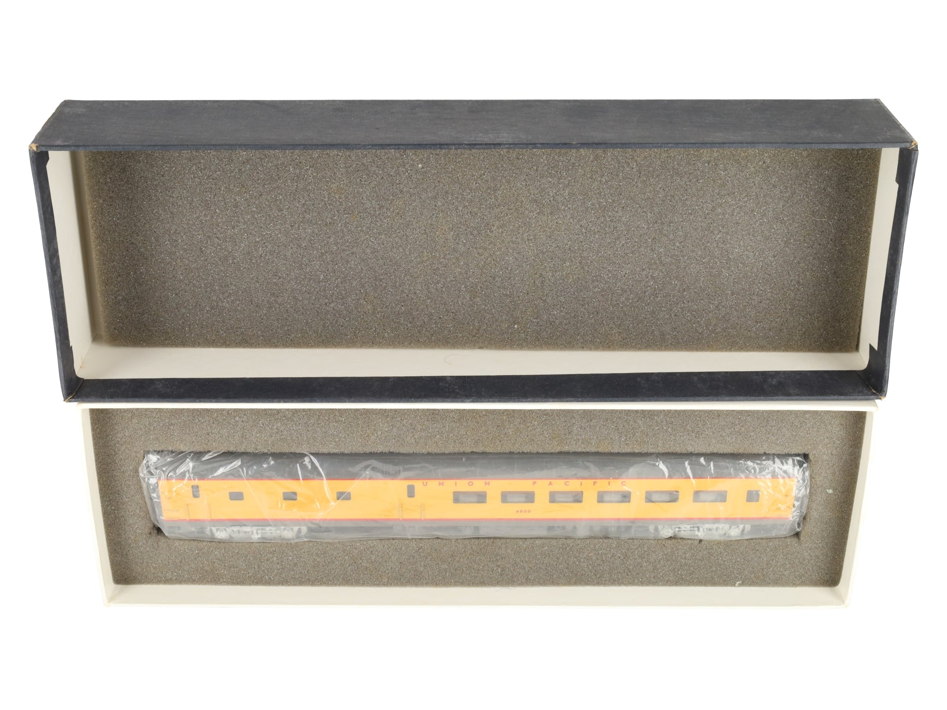 Wasatch HO Scale BRASS Union Pacific 4800 Series Diner Passenger Car- Painted/Box