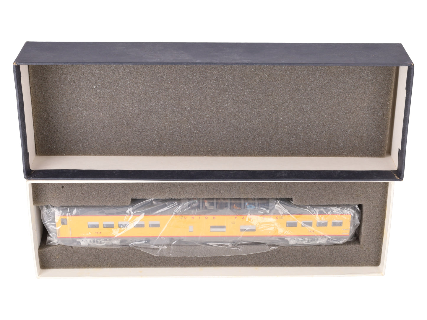 Wasatch HO Scale Union Pacific 7000 Series Dome Coach Passenger Car- Painted/Box