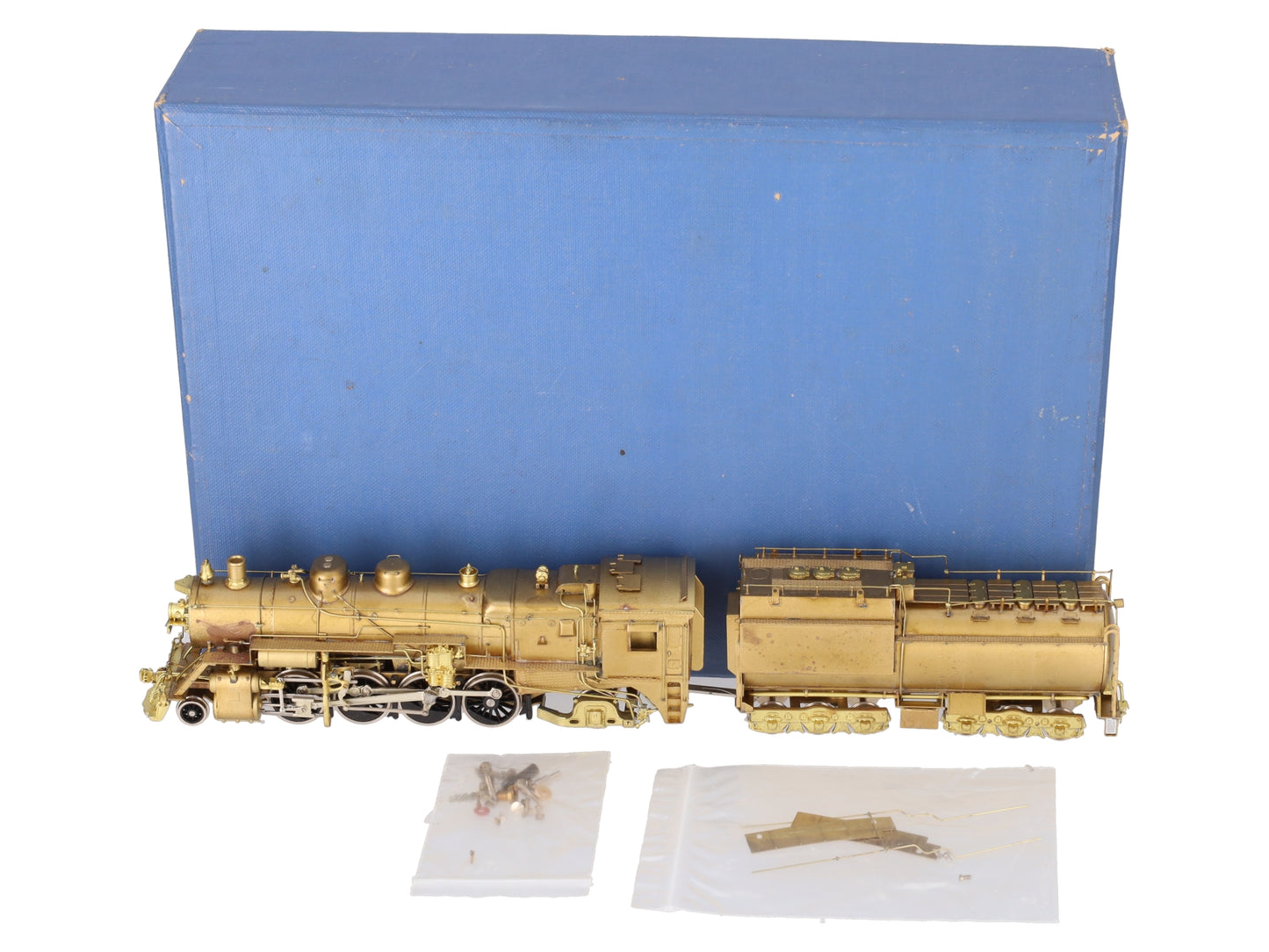 Van Hobbies HO BRASS CNR 2-8-2 S-2a Steam Locomotive & Tender - Unpainted EX/Box