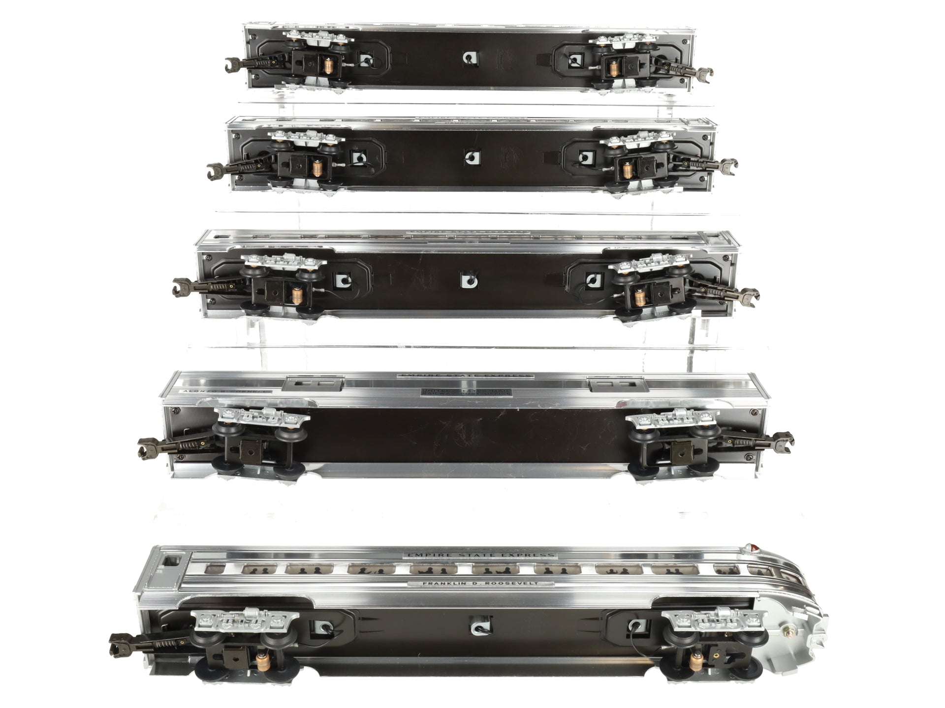 MTH 20-6504 O New York Central 70' Aluminum Passenger Car Set (Set of 5) EX/Box