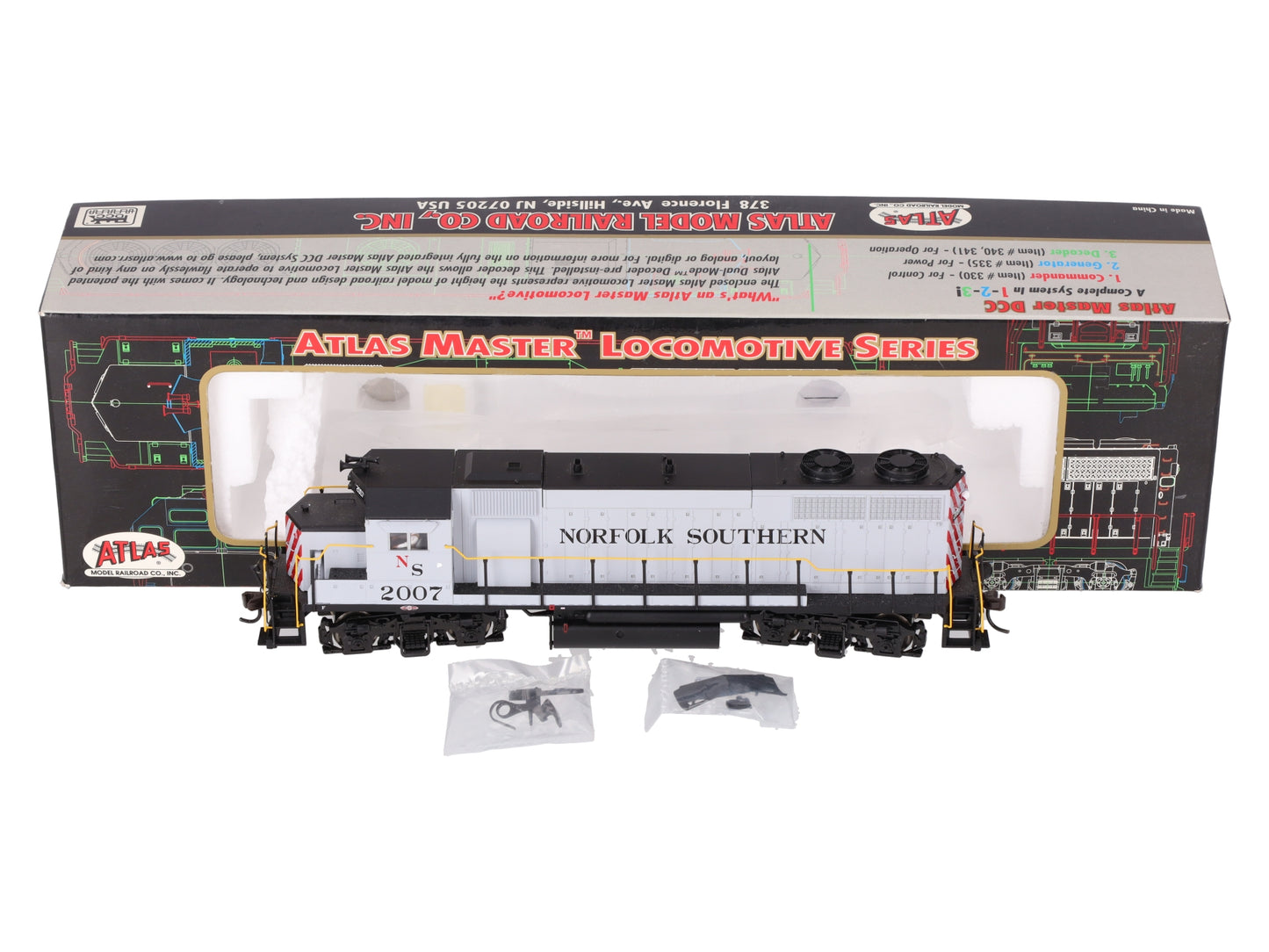 Atlas 9114 HO Scale Norfolk Southern GP-38 Diesel Locomotive #2007 EX/Box