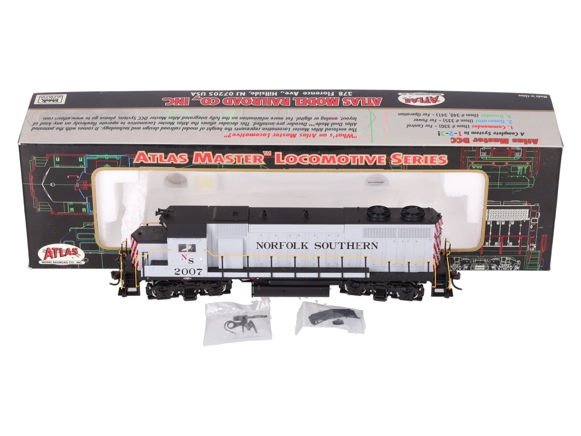 Atlas 9114 HO Scale Norfolk Southern GP-38 Diesel Locomotive #2007 EX/Box