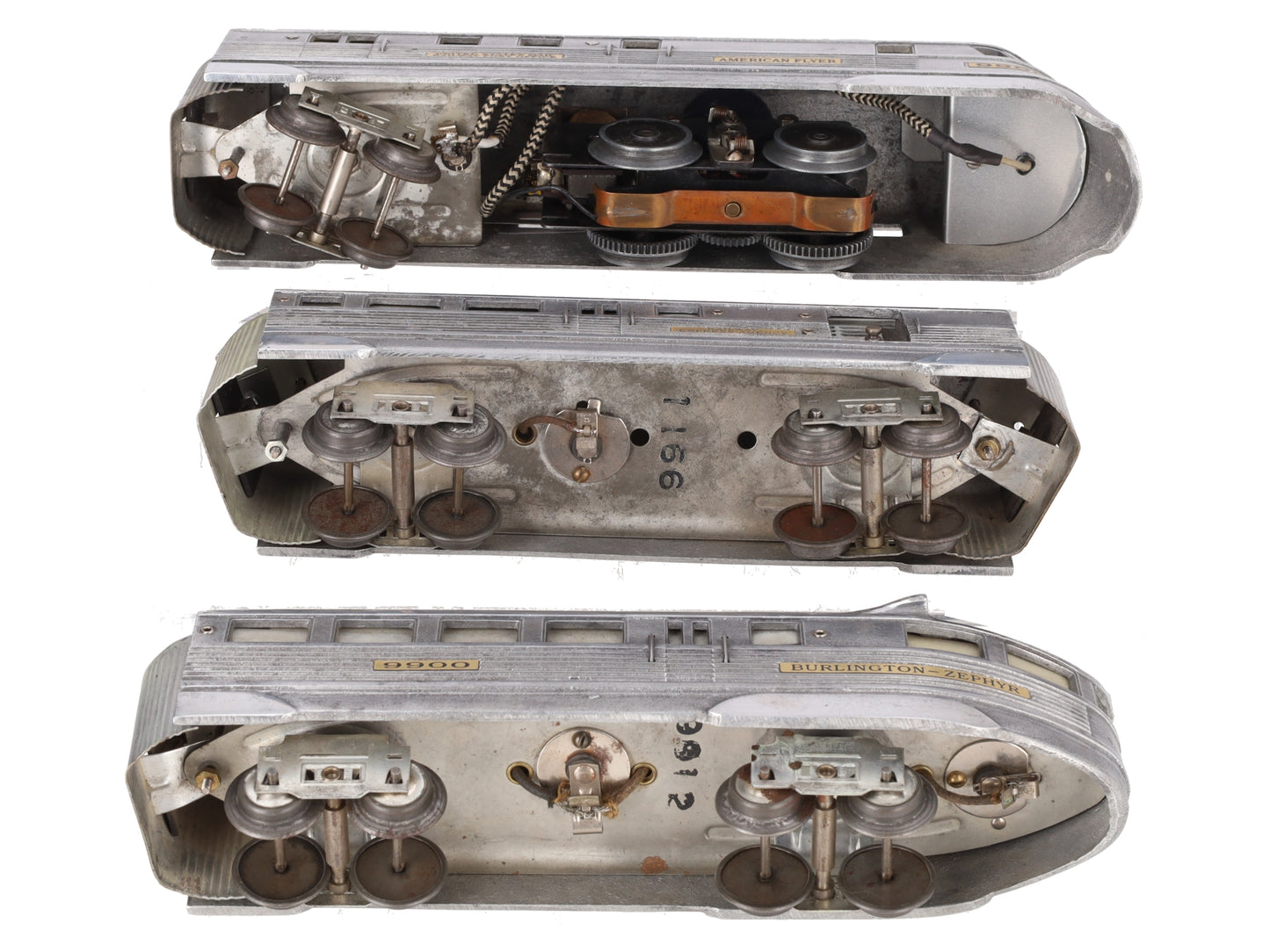 American Flyer 9910 Vintage O  Streamliner Zephyr Power Car Set VG
