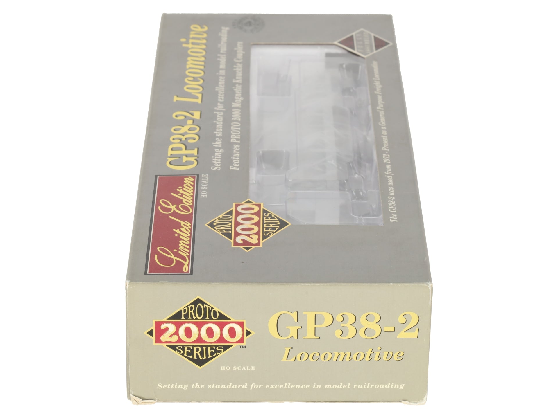 Proto 2000 30772 HO Scale Undecorated GP38-2 Diesel Locomotive EX/Box
