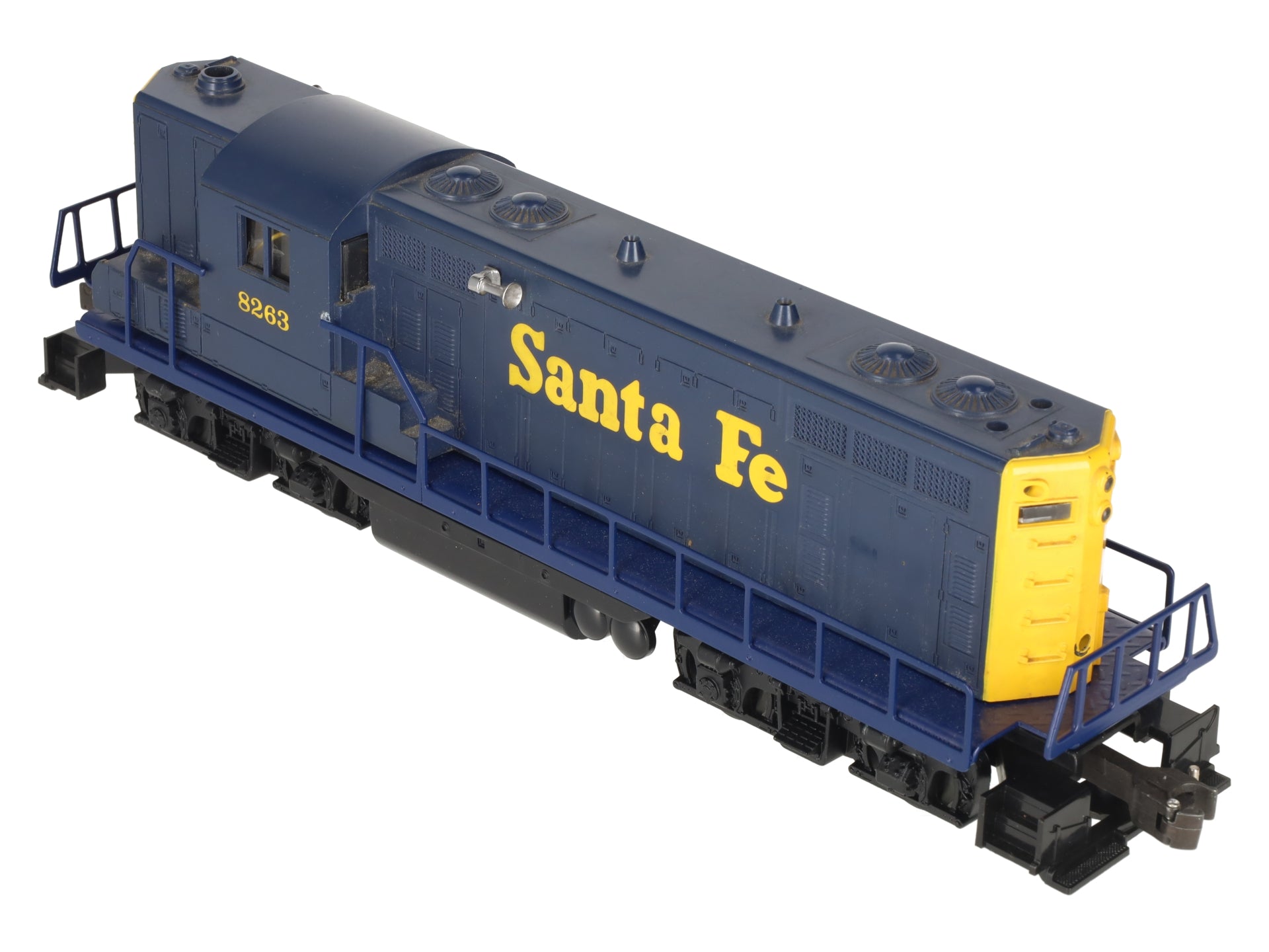 Lionel 6-18573 O Gauge Santa Fe GP9 Diesel Locomotive #8263/Box