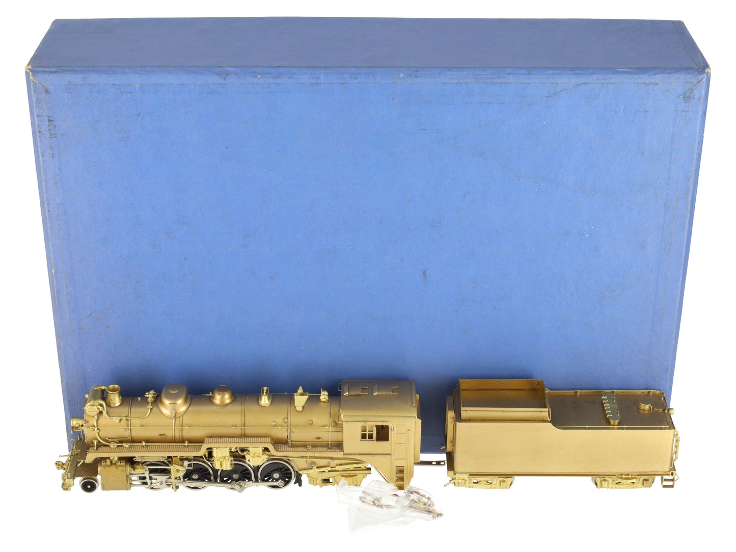 Van Hobbies HO BRASS CPR 2-8-2 P2-Mikado Steam Loco & Tender - Unpainted EX/Box