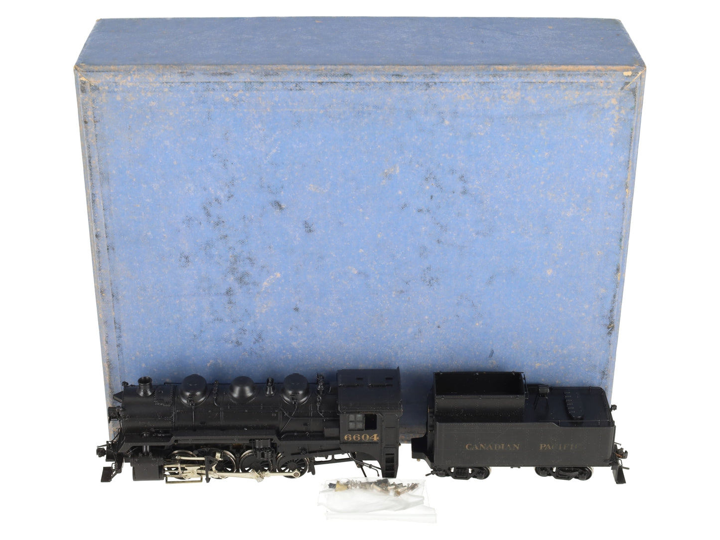 Van Hobbies HO BRASS CP V-5a 0-8-0 Steam Locomotive w/Tender #6604 - Painted/Box
