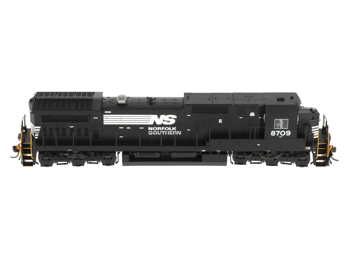 Atlas 10004213 HO Norfolk Southern Dash 8-40C Diesel Locomotive #8709 w/ DCC