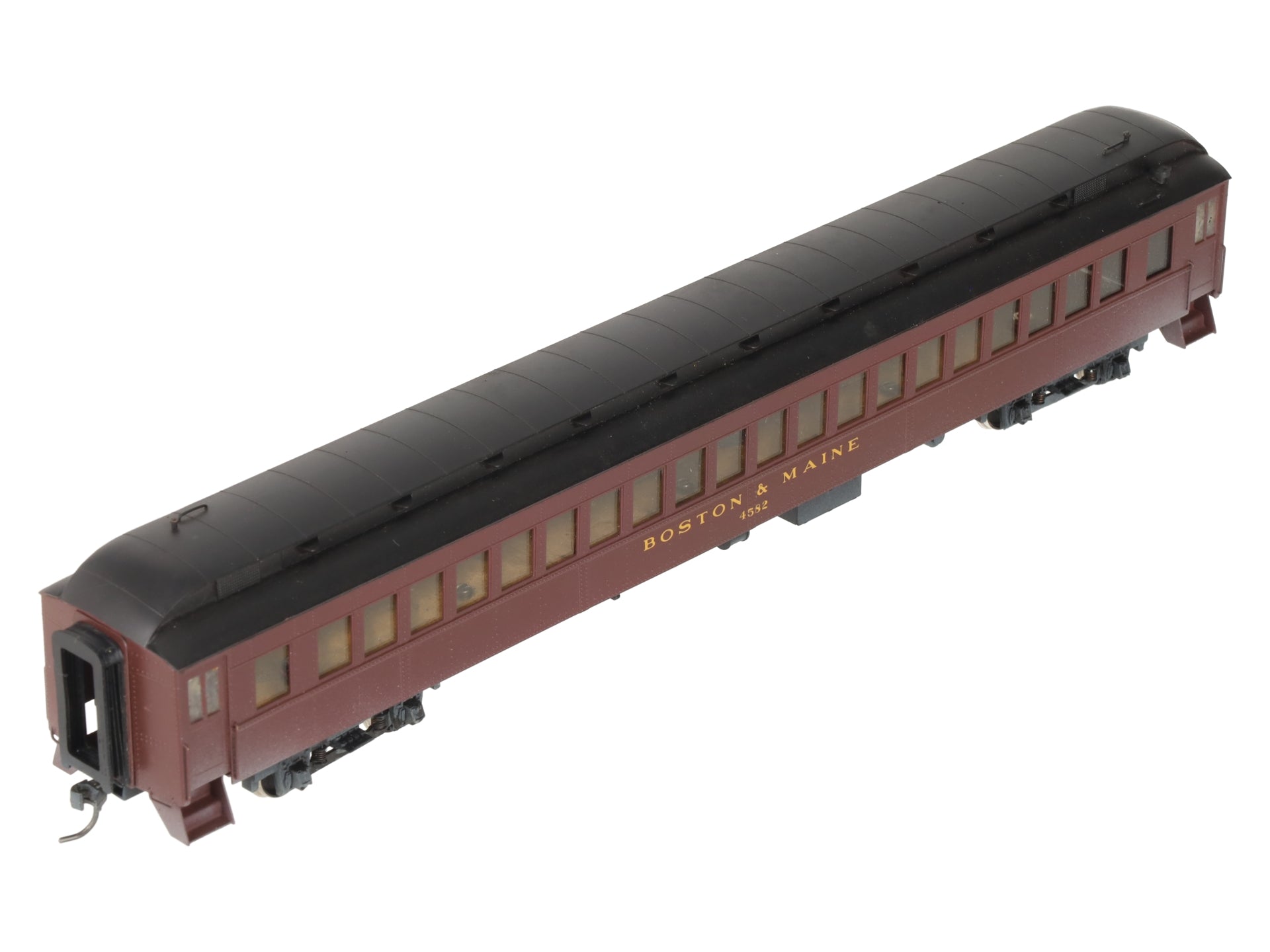 Roundhouse HO Scale BRASS Boston & Maine 80' Coach Car- Painted/Box