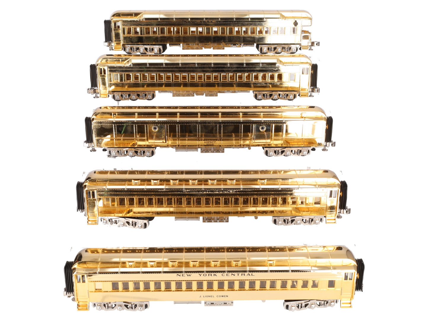 MTH 20-4029 O Gauge NYC Gold Plated 70' Madison Passenger Car Set EX
