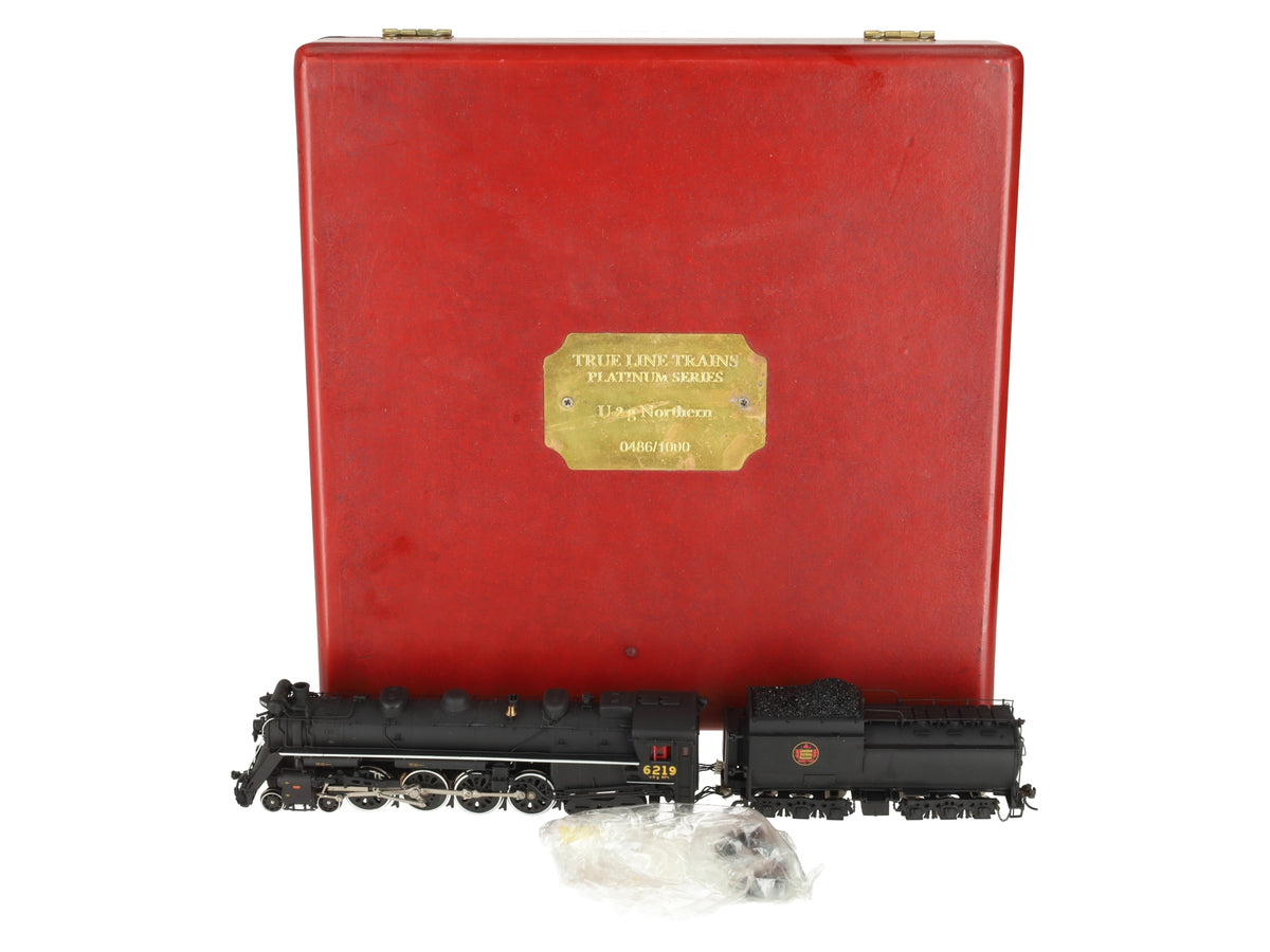 True Line 303006 HO CN U-2-g Northern Steam Loco & Tender #6226 w/ DCC & Sound EX/Box