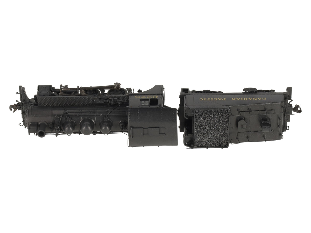 V-H Models HO BRASS Canadian Pacific 0-6-0 Steam Locomotive -Painted/Box