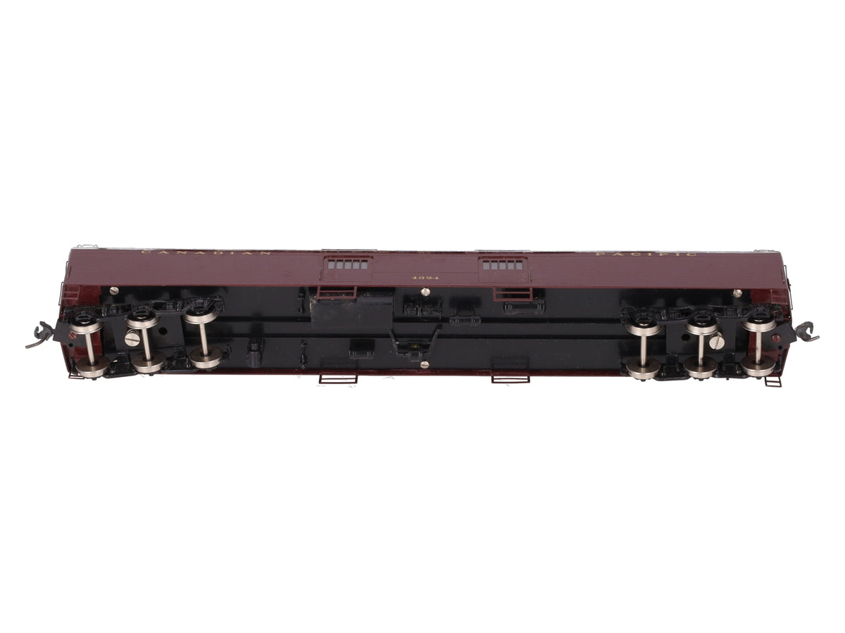 HO Scale BRASS Canadian Pacific Harriman Baggage Car- Painted