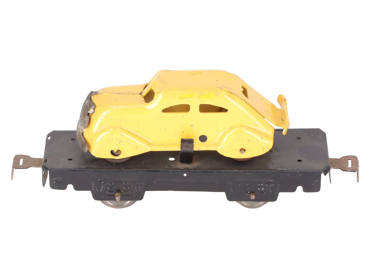 Marx 562 O Gauge Vintage Black Flatcar with Yellow Mystery Car