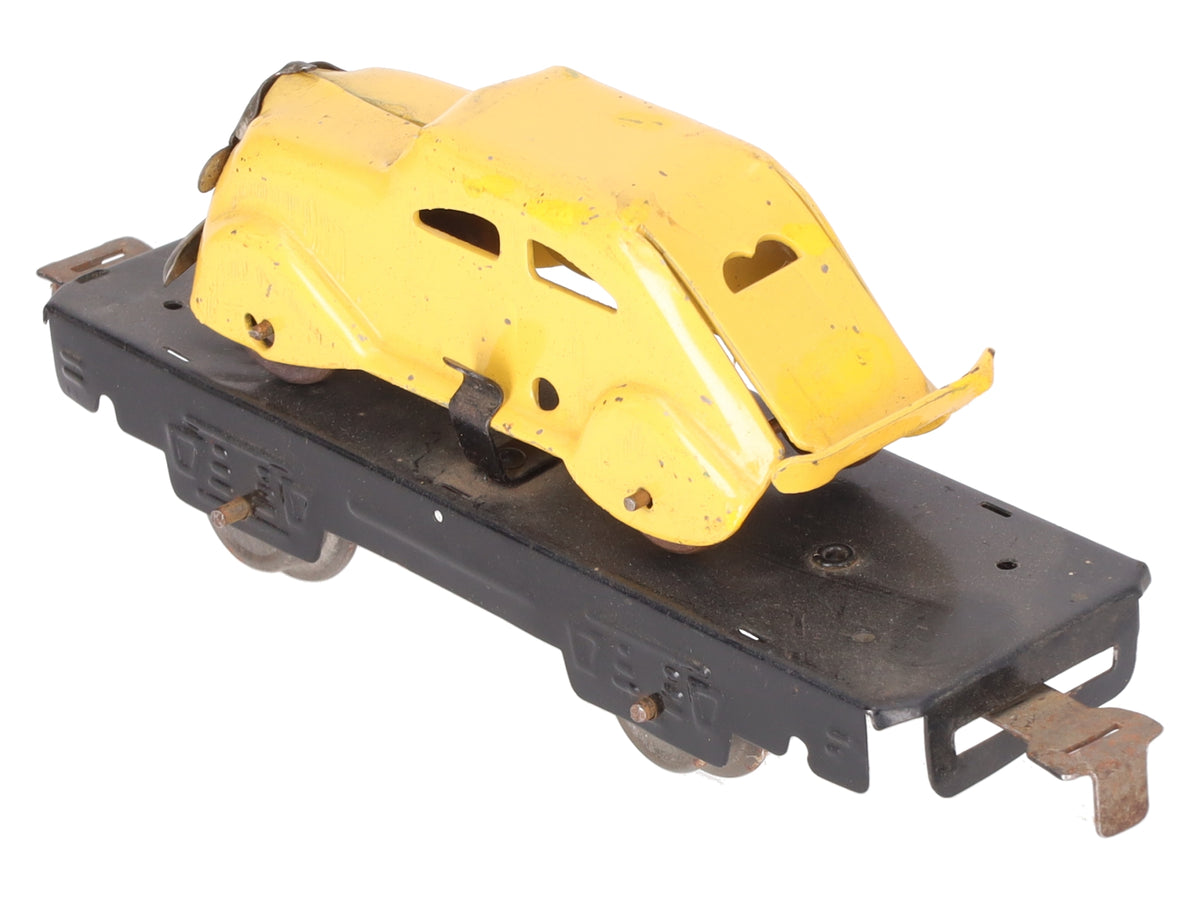 Marx 562 O Gauge Vintage Black Flatcar with Yellow Mystery Car