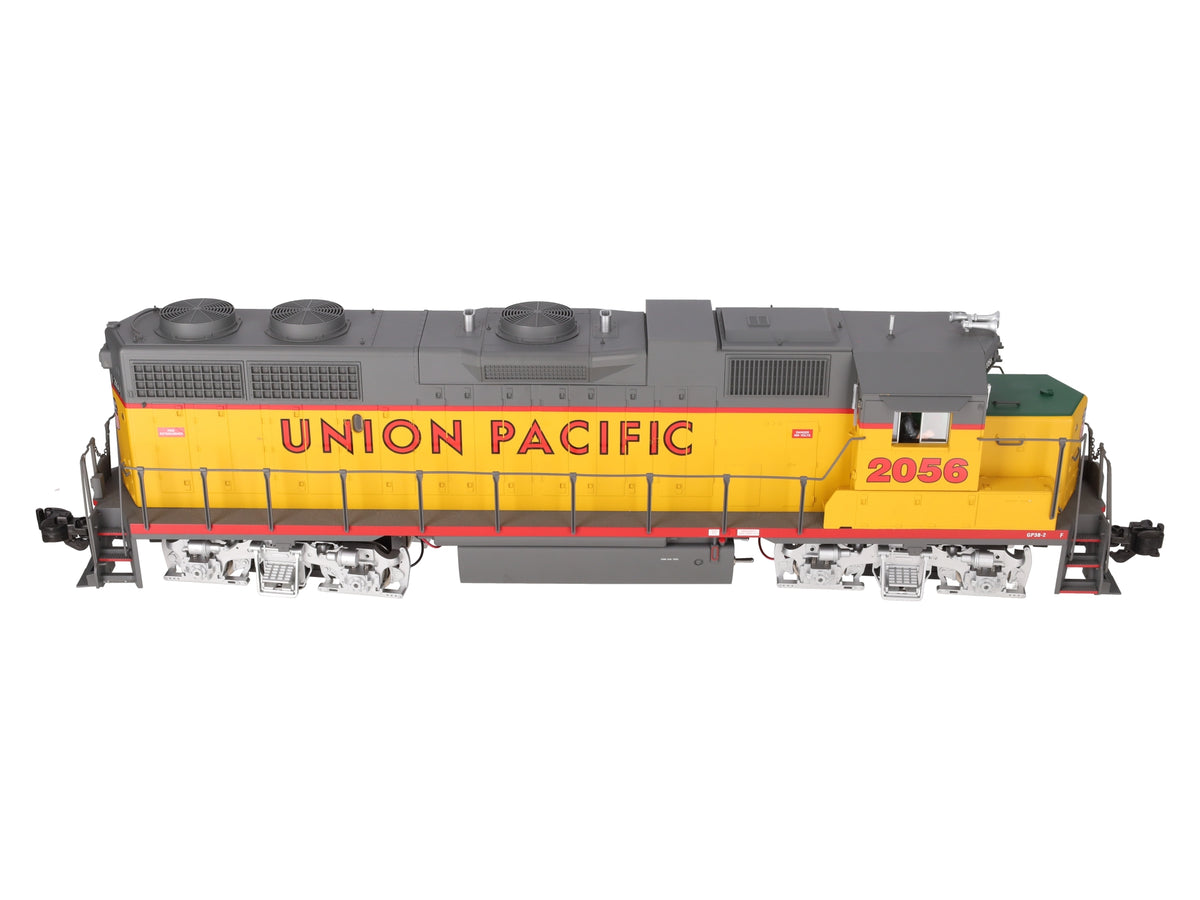 USA Trains R22206 G Union Pacific GP 38-2 Diesel Locomotive #2056 EX/Box