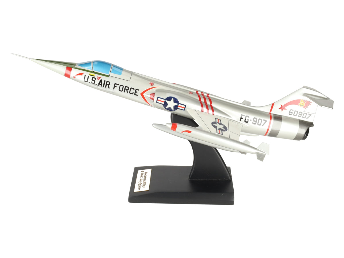 Daron Worldwide Trading ESAFO23 1:32 ES/F-104C Starfighter Aircraft w/Stand LN/Box