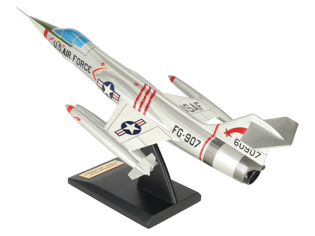 Daron Worldwide Trading ESAFO23 1:32 ES/F-104C Starfighter Aircraft w/Stand LN/Box