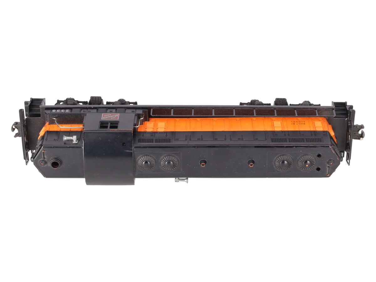 Lionel 2338 Vintage O Gauge Milwaukee Road Powered GP-7 Diesel Locomotive VG/Box