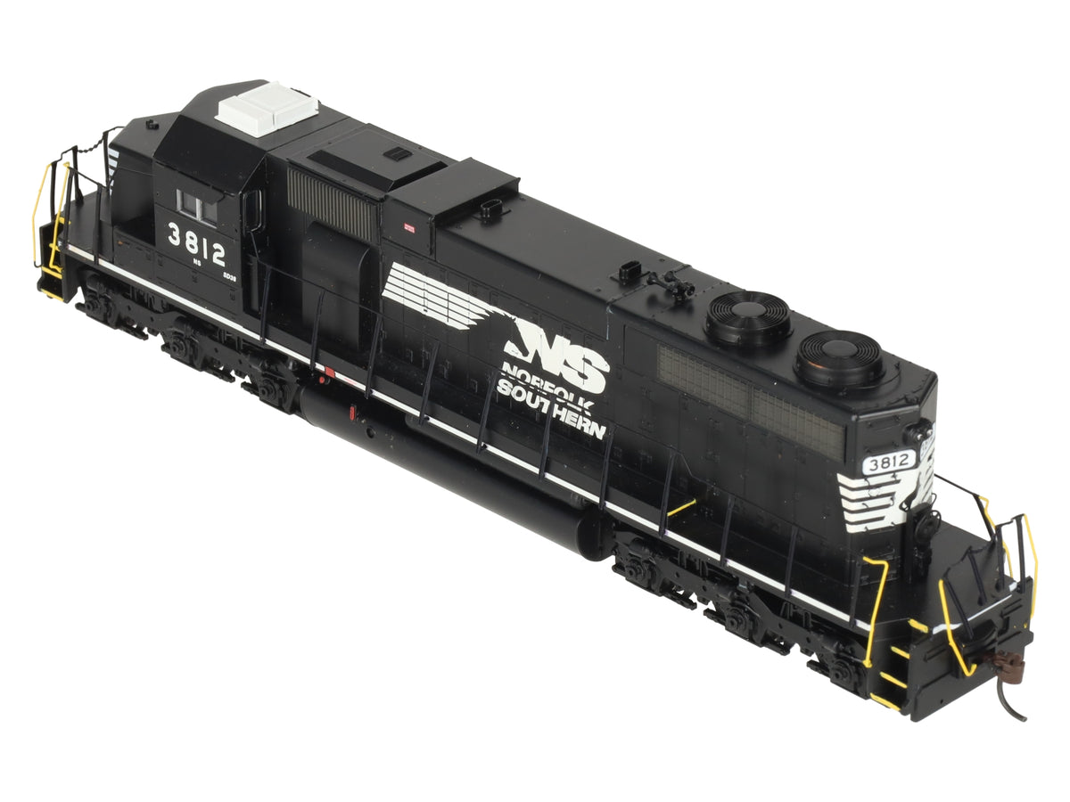 Athearn 88570 HO Norfolk Southern SD38 Diesel Locomotive #3812 VG