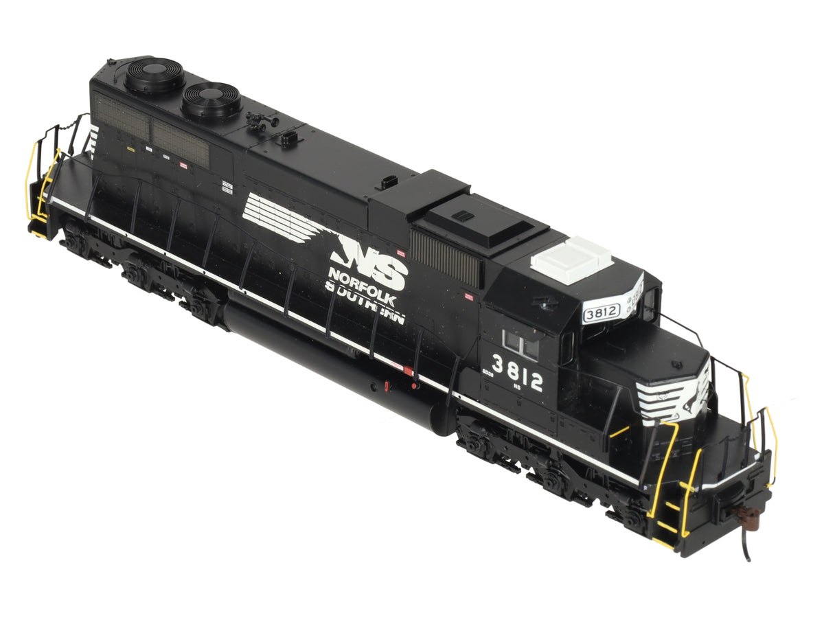 Athearn 88570 HO Norfolk Southern SD38 Diesel Locomotive #3812 VG