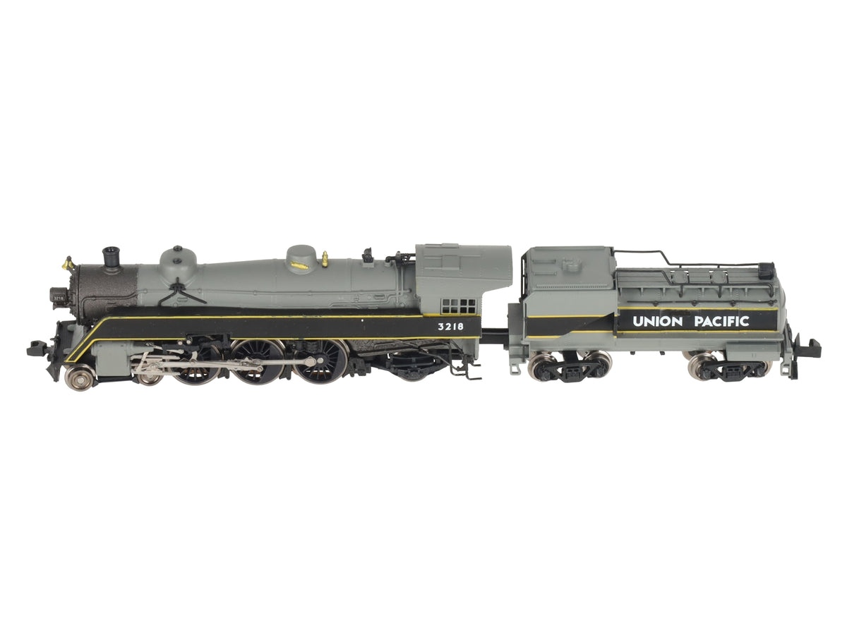 Model Power 7424 N Scale UP 4-6-2 Semi-Streamliner Steam Locomotive & Tender LN/Box