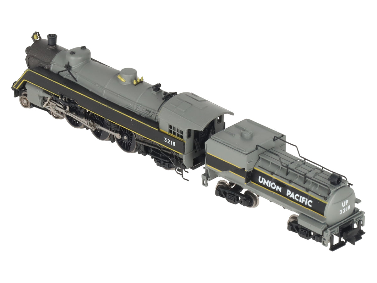 Model Power 7424 N Scale UP 4-6-2 Semi-Streamliner Steam Locomotive & Tender LN/Box