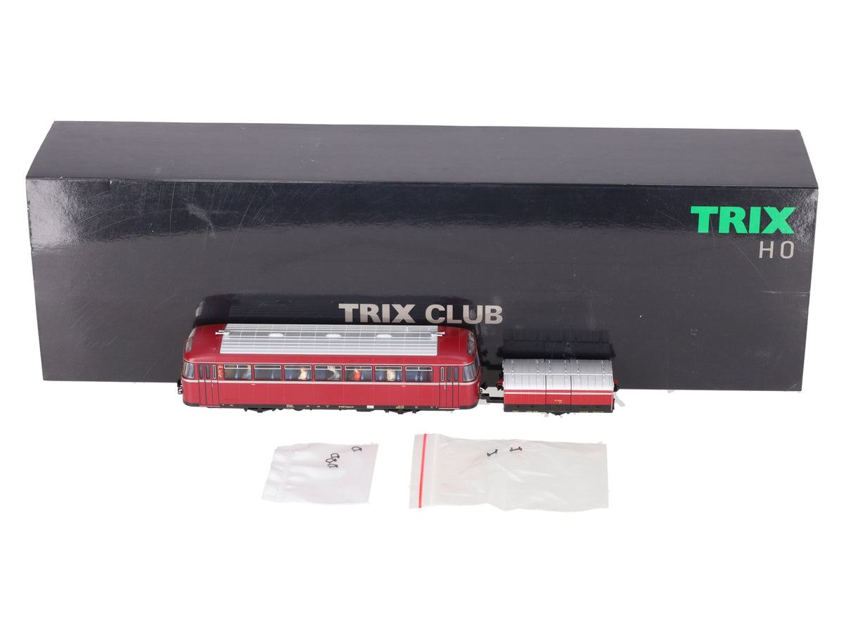 Trix 22992 HO Scale DB 59.9 Rail Bus w/ Single Axle Trailer Car NIB