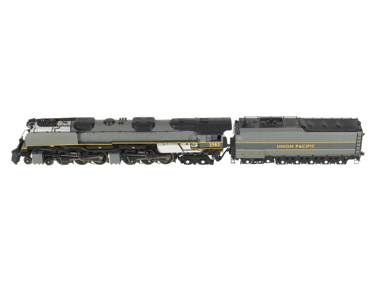 Athearn G9133 HO Union Pacific GreyHOund 4-6-6-4 with DCC & Sound #3983 EX/Box