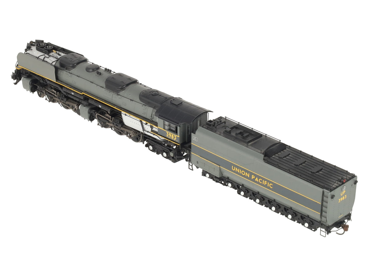 Athearn G9133 HO Union Pacific GreyHOund 4-6-6-4 with DCC & Sound #3983 EX/Box
