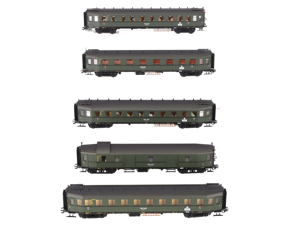 Marklin 42265 HO Scale DR Express Train Passenger Car Set (Set of 5) NIB