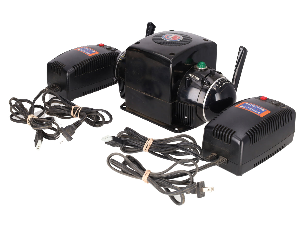 Lionel 6-32930 ZW Multi-Watt Transformer with Two 180 Watt Transformers EX/Box