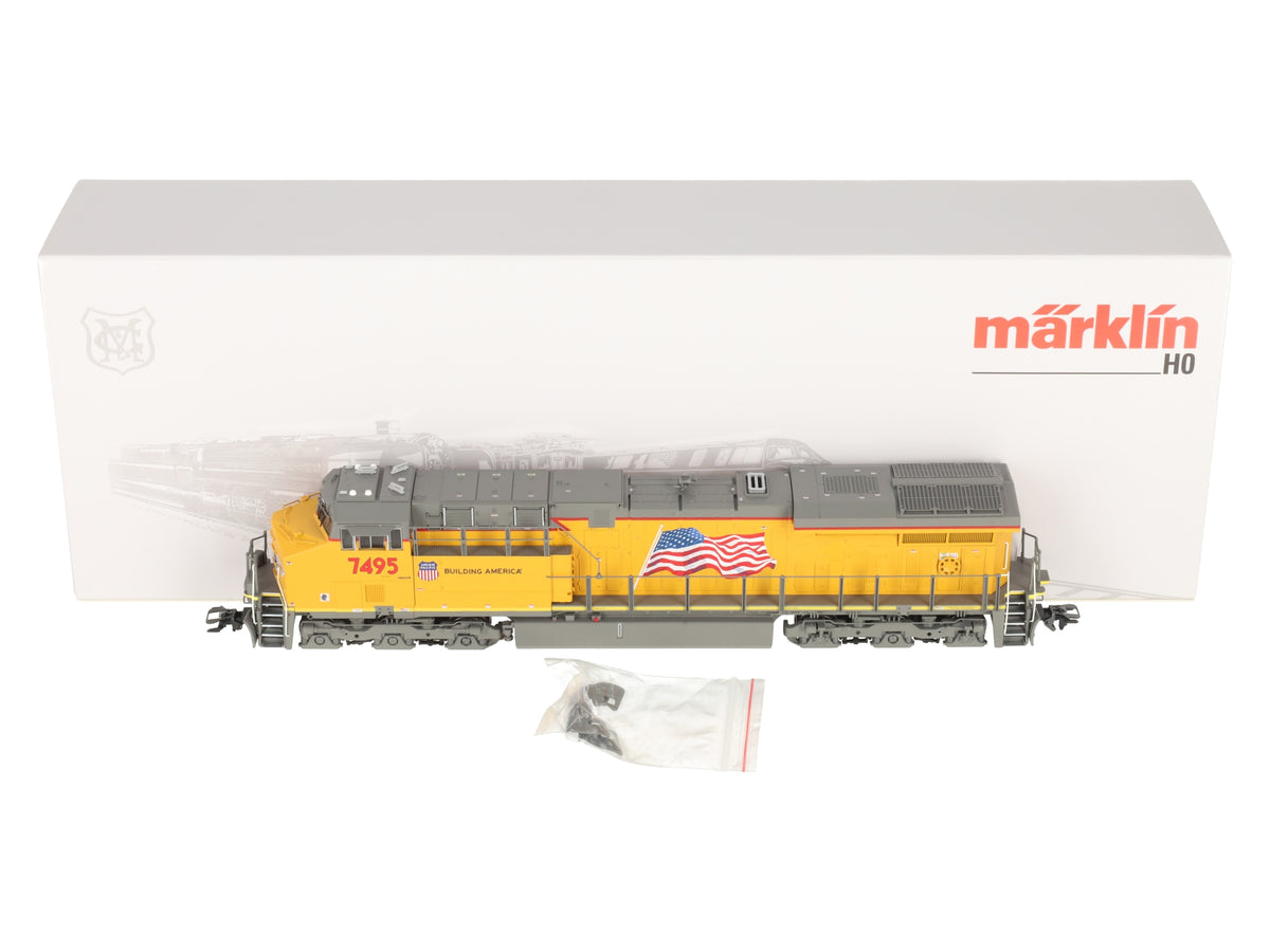 Marklin 38440 HO UP Era VI ES44AC US Diesel Locomotive #7495 with DCC/Sound LN/Box