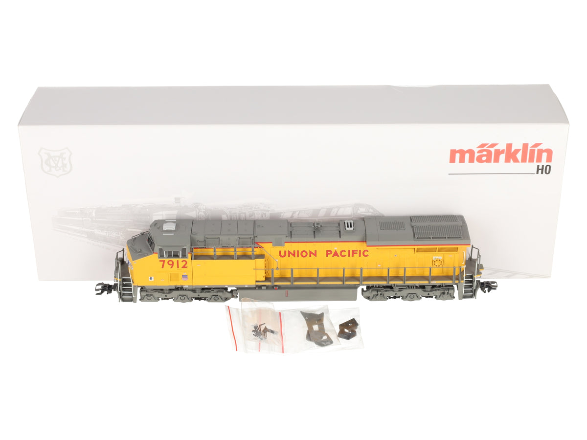 Marklin 38441 HO UP Era VI ES44AC US Diesel Locomotive with DCC/Sound #7912 LN/Box