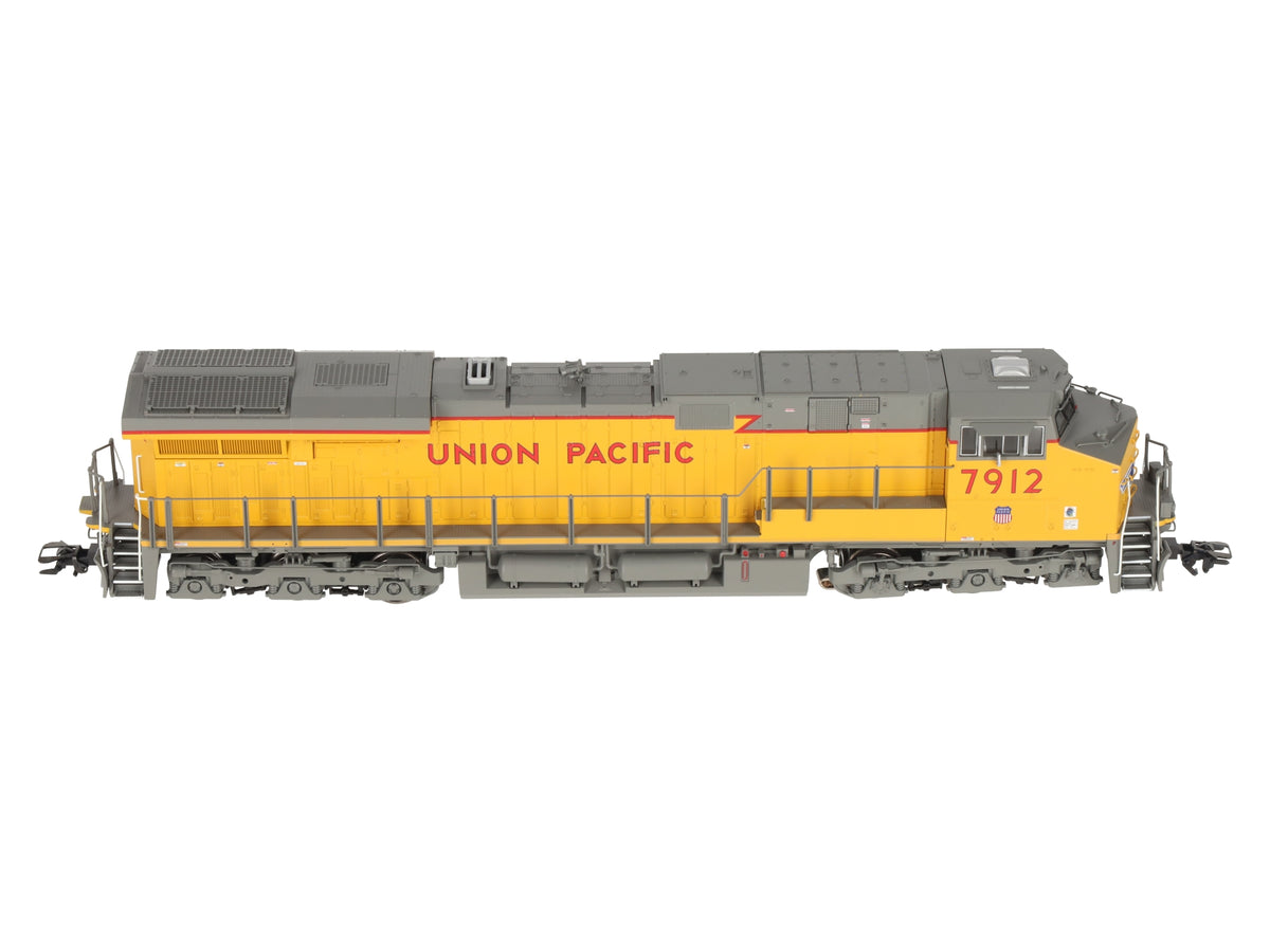 Marklin 38441 HO UP Era VI ES44AC US Diesel Locomotive with DCC/Sound #7912 LN/Box